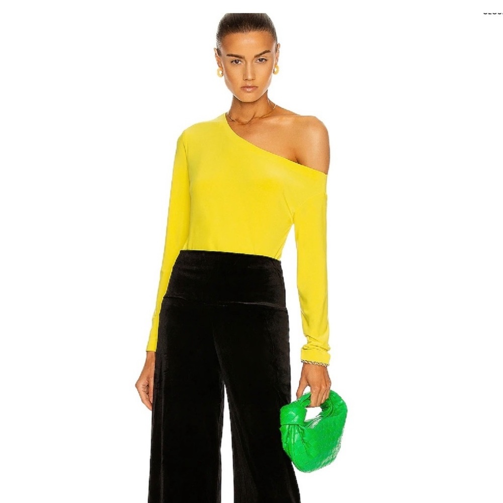Norma Kamali NWT off the shoulder top